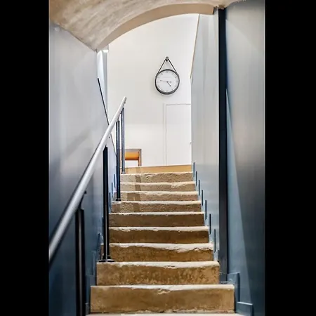 Apartment Spacieux Avec Grande Terrasse Coeur De *