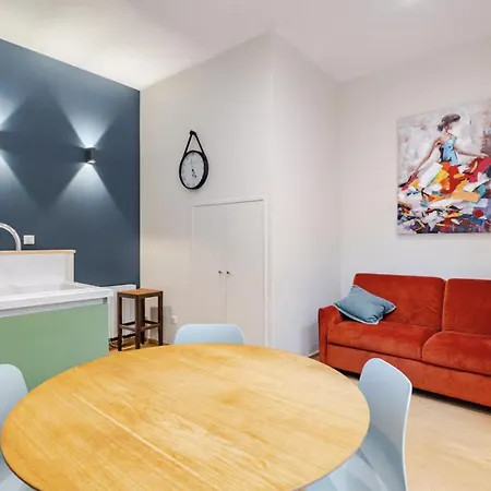 Spacieux Avec Grande Terrasse Coeur De Апартаменты *