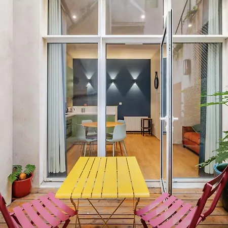 Spacieux Avec Grande Terrasse Coeur De Апартаменты Валанс